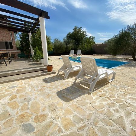 Villa Bubica- Cozy Holiday Home In Rural Area With Pool Stankovci  Dış mekan fotoğraf