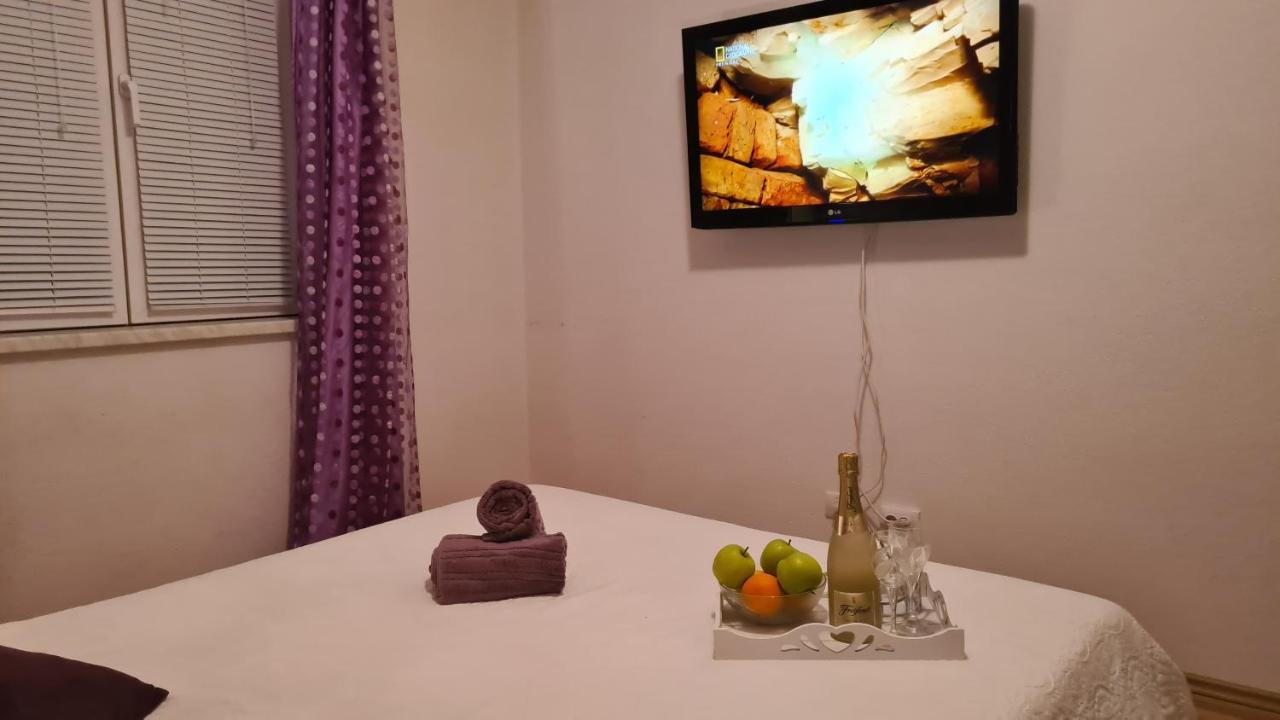Villa Bubica- Cozy Holiday Home In Rural Area With Pool Stankovci  Dış mekan fotoğraf