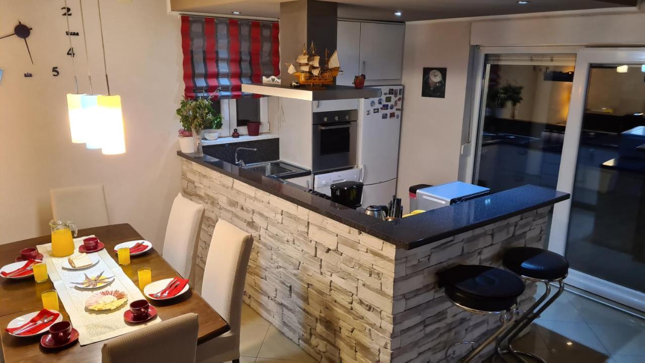 Villa Bubica- Cozy Holiday Home In Rural Area With Pool Stankovci  Dış mekan fotoğraf